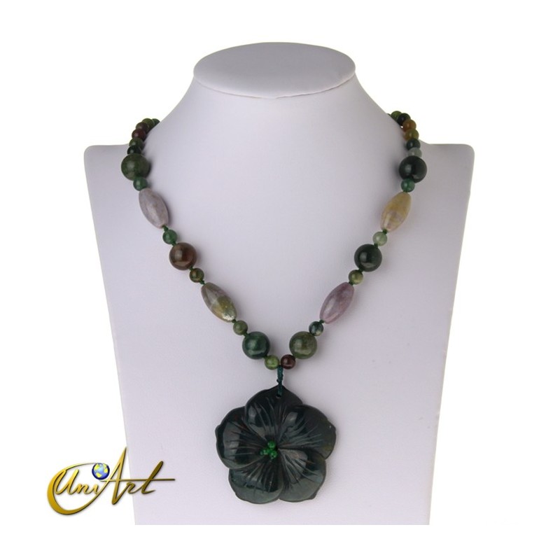 Indian agate necklace with flower pendant