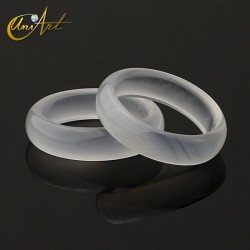 White agate ring